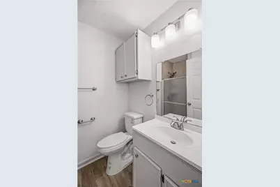 302 Brooks Road, Victoria, TX 77904 - Photo 19