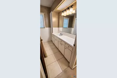 303 Milton Street, Victoria, TX 77901 - Photo 37