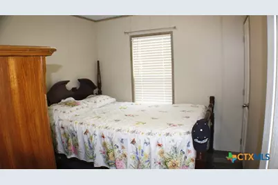 12240 Fm 1383, Schulenburg, TX 78956 - Photo 9