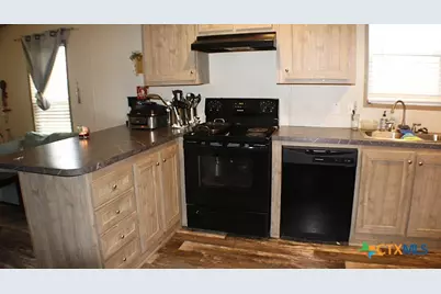 12240 Fm 1383, Schulenburg, TX 78956 - Photo 17
