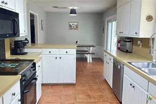 611 Rosenthal Rd, Lorena, TX 76655 - Photo 7