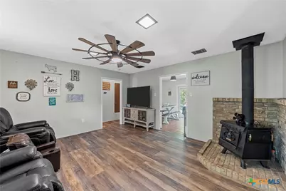611 Rosenthal Road, Lorena, TX 76655 - Photo 5