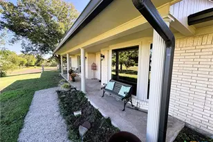 2379 Spring Valley Rd, Lorena, TX 76655 - Photo 25