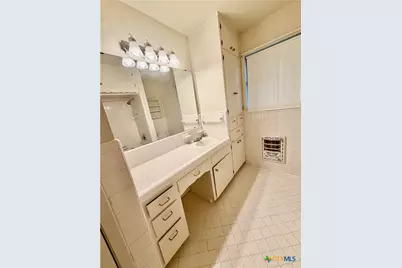 110 E Upshaw Avenue, Temple, TX 76501 - Photo 7