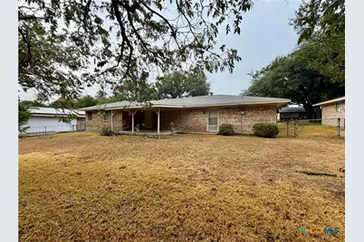 110 E Upshaw Avenue, Temple, TX 76501 - Photo 3