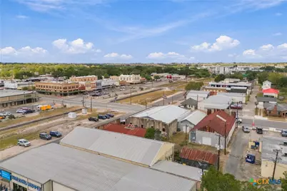 512 N Avenue F, Shiner, TX 77984 - Photo 11
