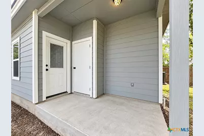 911 E Seideman Street, Seguin, TX 78155 - Photo 15