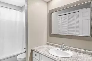 112 Laguna Dr, Victoria, TX 77904 - Photo 17