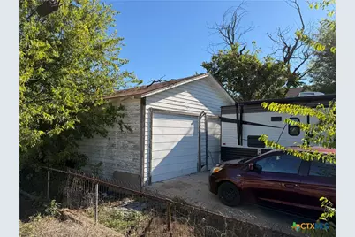 318 S 29th Street, Temple, TX 76504 - Photo 3