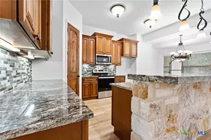 1010 Woodland Bend Cir, Salado, TX 76571 - Photo 17