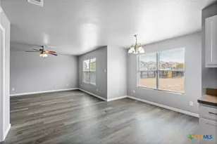 2405 Waterfall Dr, Killeen, TX 76549 - Photo 11