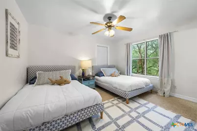 450 Three Oaks Road, Seguin, TX 78155 - Photo 29