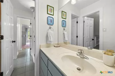 450 Three Oaks Road, Seguin, TX 78155 - Photo 31