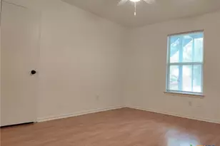 107 1st St, San Marcos, TX 78666 - Photo 11