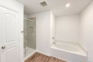 3985 Prairie Crk, New Braunfels, TX 78132 - Photo 19