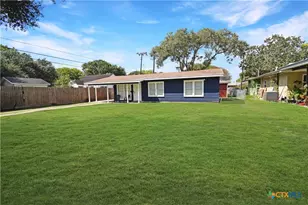 1621 Burkedale Dr, Port Lavaca, TX 77979 - Photo 1