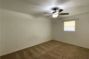 3930 Riggs Rd, Temple, TX 76502 - Photo 13