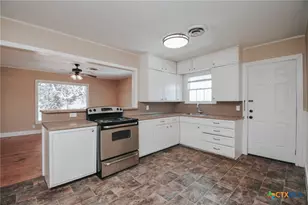 1503 E Virginia Ave, Victoria, TX 77901 - Photo 29