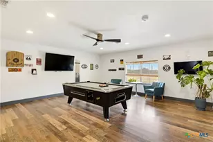 555 Fm 477, Seguin, TX 78155 - Photo 21