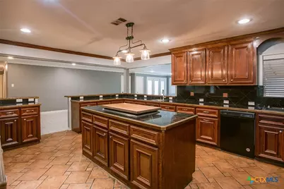12 Jade Drive, Victoria, TX 77904 - Photo 23