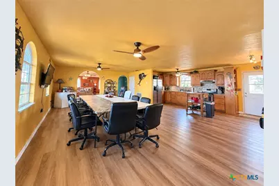 450 W Kruse Avenue, Port Lavaca, TX 77979 - Photo 21