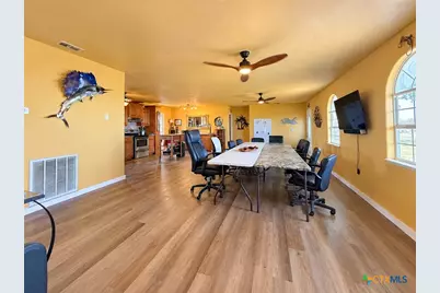 450 W Kruse Avenue, Port Lavaca, TX 77979 - Photo 15