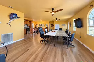 450 W Kruse Ave, Port Lavaca, TX 77979 - Photo 15