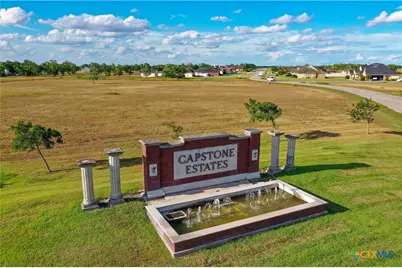 57 Wellspring Boulevard, Victoria, TX 77904 - Photo 9