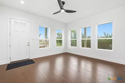 605 Creekside Common, New Braunfels, TX 78130 - Photo 7