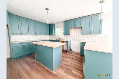 707 S 34th Street, Temple, TX 76501 - Photo 9