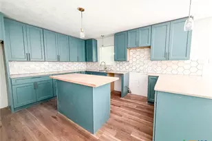 707 S 34th St, Temple, TX 76501 - Photo 9