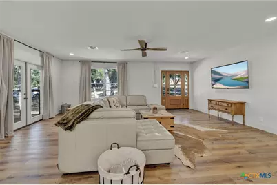 767 Valley Oaks Drive, Canyon Lake, TX 78133 - Photo 5