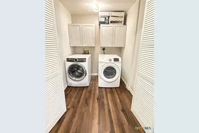 306 Angus Street, Victoria, TX 77904 - Photo 17