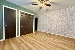 306 Angus St, Victoria, TX 77904 - Photo 19