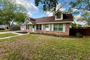 306 Angus St, Victoria, TX 77904 - Photo 3