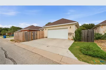 2022 Cotton Boulevard, New Braunfels, TX 78130 - Photo 35