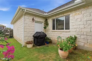 2022 Cotton Blvd, New Braunfels, TX 78130 - Photo 33
