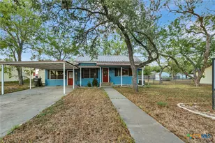 105 Ward St, Cuero, TX 77954 - Photo 1