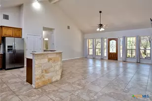 1761 Cottonwood Rd, Fischer, TX 78623 - Photo 7