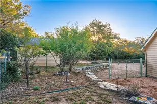 1761 Cottonwood Rd, Fischer, TX 78623 - Photo 33