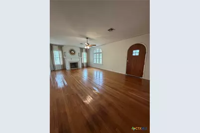 401 E Broadway, Cuero, TX 77954 - Photo 29