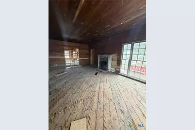 302 3rd St, Cuero, TX 77954 - Photo 15