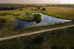 1028 Co Rd 108, Buckholts, TX 76518 - Photo 9