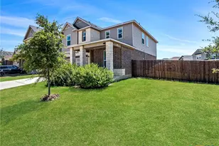 3865 Bentwood Way, New Braunfels, TX 78130 - Photo 3