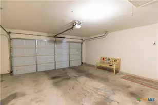 305 Waterstone, Victoria, TX 77901 - Photo 35