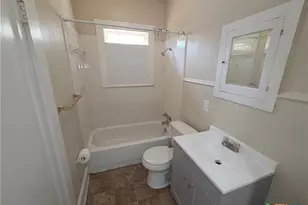 711 S 15th St, Temple, TX 76504 - Photo 5