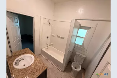 920 S 9th Street, Temple, TX 76504 - Photo 13