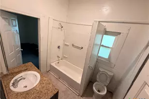 920 S 9th St, Temple, TX 76504 - Photo 13