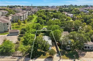 2553 W San Antonio St, New Braunfels, TX 78130 - Photo 25