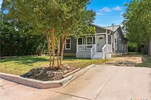2553 W San Antonio St, New Braunfels, TX 78130 - Photo 3